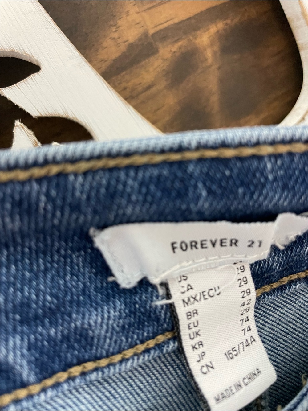Forever 21 | Flared Wide Leg Utility High-Rise Cargo Denim Jeans Medium Wash - Picture 6 of 6
